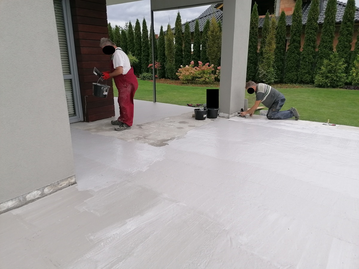 jak wykonać i wybrać hydroizolację na taras.jpg